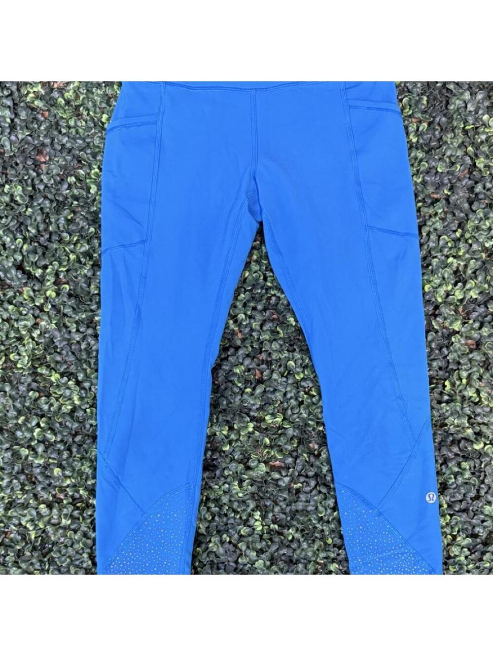 Lululemon performance leggings Size 6
